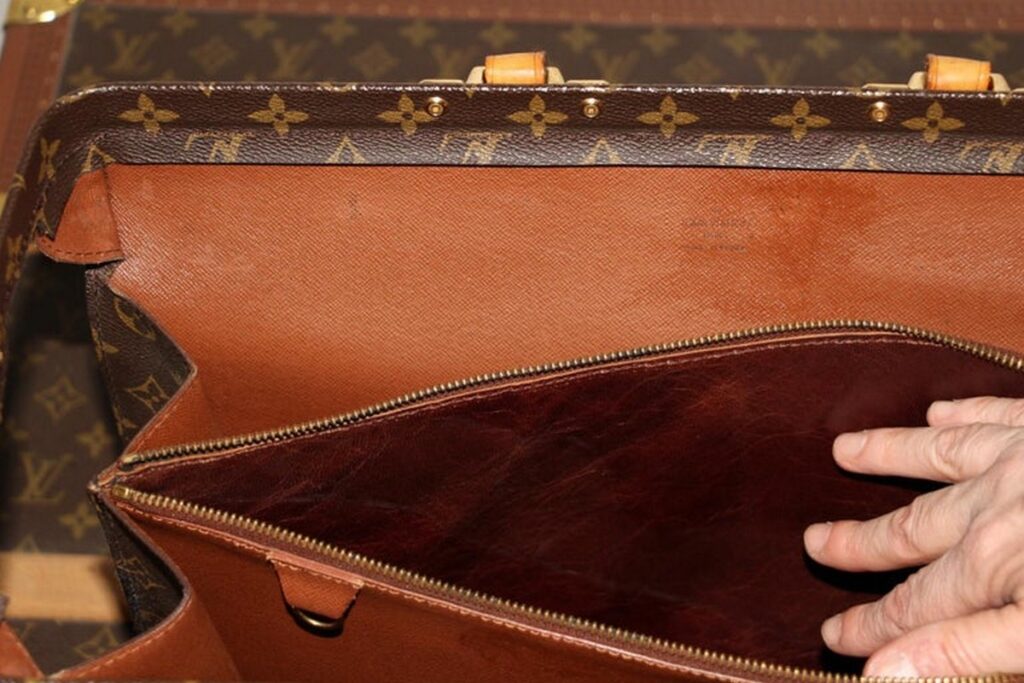 LOUIS VUITTON Vtg Briefcase Monogram Shoulder Bag Business Bag Mens Leather  Case