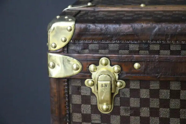 Louis Vuitton Courrier Trunk in Damier Canvas