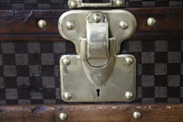 Louis Vuitton Courrier Trunk in Damier Canvas