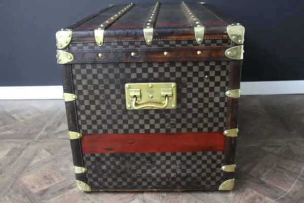 Louis Vuitton Courrier Trunk in Damier Canvas